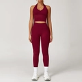 Ensemble de yoga sans couture bordeaux avec brassière col V et legging à taille haute côtelée - S / Haut Et Bas / Ensemble deux pièces (Soutien-gorge + Pantalon) / Rouge Cerise