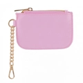 Mini estuche para llaves de nailon rosa con cremallera dorada y cadena sobre blanco - 12x8cm / Rosa Claro
