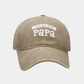 Dettaglio del cappellino da baseball kaki lavato con scritta World's Best Papa stampata - Regolabile / Cachi