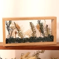Rectangular light wood specimen frame with dried flowers and green leaves decoration - 26x13x6cm / Natural Wood Color