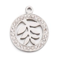 Colgante redondo de plata con diseño de hoja y diamantes brillantes sobre blanco - Color Acero (KLJ6039-Z)