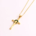 Collana con croce placcata oro 18 carati con gemma verde e micro-pavé di zirconi - Oro 18K / Zircone Verde