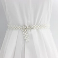 Chaîne de taille élégante en perles blanches avec nœud en strass pour robes - Papillon Ajouré Argenté