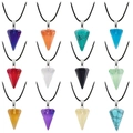 Set mit 12 Naturkristall-Kegelanhängern mit diversen Steinen und schwarzen Kordelketten - Anhänger mit Halskette / Amethyst / 0.0