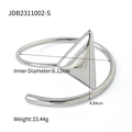 Silberner 18k vergoldeter Edelstahl Dreieck-Armreif mit 6,12 cm Innendurchmesser - Silber (JDB2311002-S)