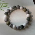 Pulsera zen de estilo chino con piedras con vetas grises y cuentas de madera para hombre y mujer - 8mm/Pino Blanco Mate+Veta Verde+Veta Gris