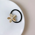Black high-elastic ponytail holder with a golden metal flower and faux pearl detail - FA2711 Gold Pearl Five-Petal Flower