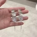 Détail des boucles d'oreilles feuilles avec perles et pompons argentés - 14# Tige d'oreille en argent-Argent-Blanc
