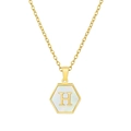 Collar de acero de titanio dorado con colgante hexagonal de nácar y letra H - Con cadena / Letra Blanca H