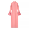 Rosa Kleid mit Stehkragen und Puffärmeln in einer sauberen flachliegenden Ansicht - S / Rosa