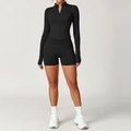 Damen Yoga-Set in Schwarz mit langärmligem Zip-Top und High-Waist-Shorts - S / Jacke + Shorts / Premium Schwarz