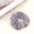 Morbido elastico in peluche grigio chiaro con pelliccia sintetica per acconciature - Grigio chiaro