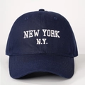 Dunkelblaue Baumwoll-Baseballkappe mit weißer New York-Stickerei und verstellbarem Gurt - Marineblau