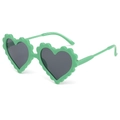 Gafas de sol de corazón para niños en verde menta con bordes ondulados y lentes oscuras - Verde (Lente Gris)