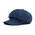 Gorra tipo newsboy de mezclilla azul oscuro con costuras blancas y diseño octogonal - Ajustable / Azul