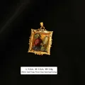 Macro view of vintage oil painting style pendant with dimensions 3.2cm by 2.2cm - Dark Green Miniature Landscape Style (8)