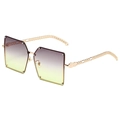 Gafas de sol cuadradas con lentes degradadas violetas y patillas de cadena dorada - Montura Dorada Degradado Gris Verde