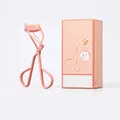 Recourbe-cils rose corail avec peigne intégré et son emballage de vente assorti - Rose Ciel (Avec dents de peigne fines)