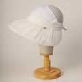 Detail of elegant white pleated mesh sun hat with luxury golden rhinestone ornament - M (56-58cm) / White