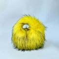 Bolso de mano Y2K punk de piel sintética amarilla y negra con asa redonda - Amarillo