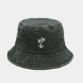 Détail d'un bob en coton délavé gris anthracite avec broderie palmier blanche et œillets d'aération - M (56-58cm) / Vert Militaire