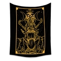 Dettaglio dell'arazzo dei Tarocchi La Luna in nero e oro con numero romano XVIII - 73*95CM / Hekate Nero e Oro