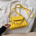 Borsa a tracolla trapuntata giallo brillante con catena spessa e tracolla regolabile - Giallo