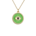 Goldene Evil Eye Halskette mit grünem Emaille und Zirkonia auf weißem Hintergrund - Fluoreszierendes Grün