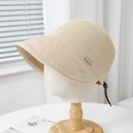 Cappello equestre in paglia beige con cordoncino regolabile e placca in metallo - 55-57cm (Regolabile) / Bianco Sporco