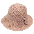 Elegant light pink foldable straw hat for women with a stylish bow for beach and summer sun - Adjustable / Pink