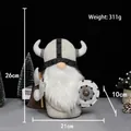 Gnomo vichingo di peluche con elmo cornuto e scudo, altezza di 26 cm circa - Gladiatore Bianco