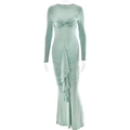 Détail de la robe vert clair à manches longues avec fronces, ourlet sirène et nœud frontal - M / Vert clair