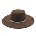 Dunkelbrauner Wildleder-Fedora mit breiter Krempe und Perlenband auf flacher Krone - M(56-59CM) / Wildleder / Braun