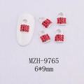 Détail de bijoux d'ongles argentés 6x9mm avec décors de cadenas à cœur en cristal rouge - Style Serrure Strass Rouge Argent (MZH-9765)