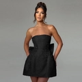 Robe mini noire bustier élégante avec jacquard floral et grand nœud décoratif au dos - XS / Noir