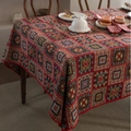Nahaufnahme der französischen Vintage Tischdecke mit rotem Karomuster und Jacquard-Gewebe - 60-60 / Jacquard Rot Geometrisch Rote Muschel
