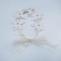 Fascia per neonata in pizzo con sei fiori bianchi ricamati e strass centrali - Bianco Cinque Fiori (Elastico Beige)