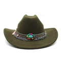 Détail de chapeau en laine ethnique montrant perles turquoise et pompons tissés - M (56-58cm) / Vert Militaire