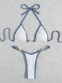 Vista piatta del bikini a coste bianco con bordo blu e dettagli ad anello dorati - S / Bianco