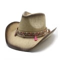 Sombrero vaquero de paja con cuentas de concha y borlas de colores en fondo blanco - M (56-58cm) / Degradado Beige Marrón