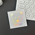 Adesivo laser a forma di orsetto con finitura olografica e testo Bear - Argento Olografico (Orso Cuore)