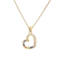 Collier à pendentif cœur évidé doré avec zircons colorés sur une fine chaîne dorée - Pendentif Or-Coeur en Zircone Arc-en-ciel