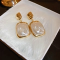 Baroque style gold-plated earrings with rectangular white pearl inlay and hammered metal finish - Gold (Pearl Square Style)