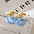 Elegante U-förmige Edelstahl-Ohrringe mit Gold-Finish und hellblauen Emaille-Details - Hellblau