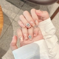 Unghie finte fatte a mano con effetto cat eye scintillante e strass 3D di lusso - Extra Piccolo (XS) / 2103-Trapezio Extra Corto