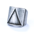 Industriële vintage roestvrijstalen brede ring met driehoekspatroon en matte afwerking - US 7 / Driehoek Matte Distressed Stijl (13306)