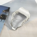 Elegante pinza per capelli in metallo argento con design a onda cava in stile moderno - Argento (E1124)