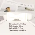 Witte elastische strikriem voor jurken met een decoratieve strik van zijde - Wit