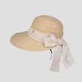 Close-up of natural raffia texture and cream bow on wide brim sun hat for women - M (56-58cm) / Beige