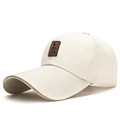 Beige canvas baseballcap met lange klep en bruine lederen patch in sportieve stijl - Verstelbaar / 10CM Label Sandwich Stijl / Beige